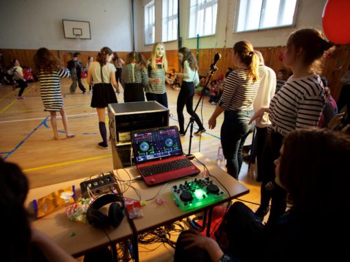 27500830-330102040827774-3016349664663395070-o-330102040827774