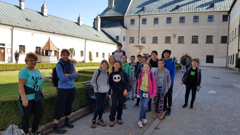 Turistický krúžok – Červený Kameň