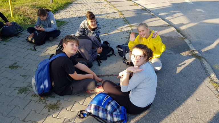 Turistický krúžok – Červený Kameň