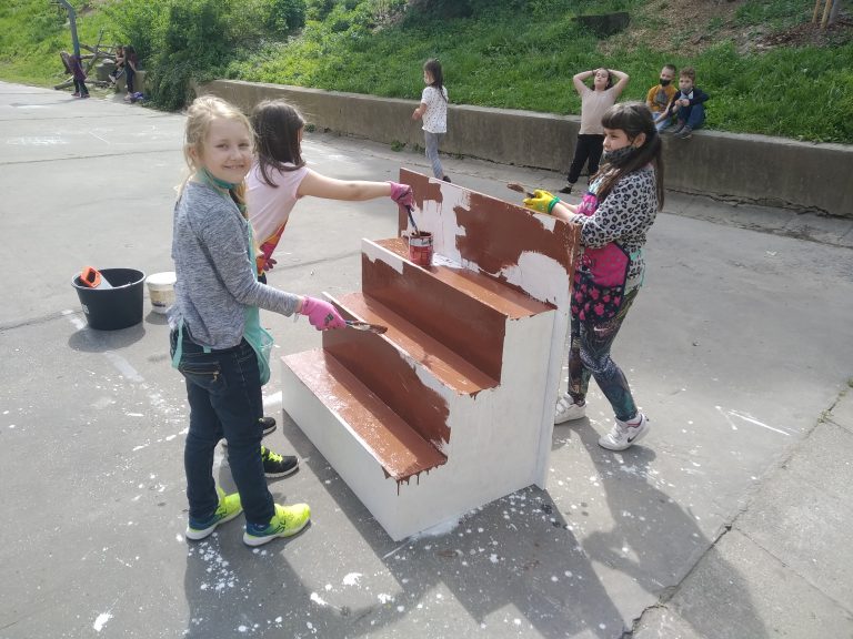 Školský fóliovník – projekt Deti pre Bratislavu