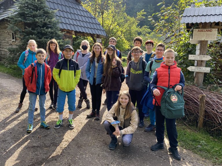 S turistickým krúžkom z Lozorna cez Abeland do Stupavy