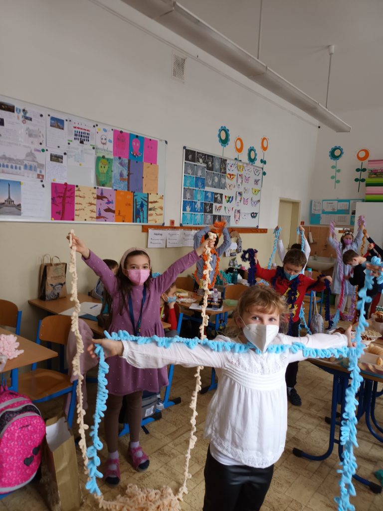 Ručné pletenie v ŠKD