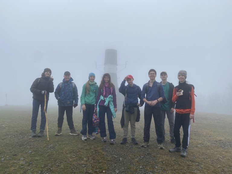 S turistickým krúžkom na päť malokarpatských sedemstoviek