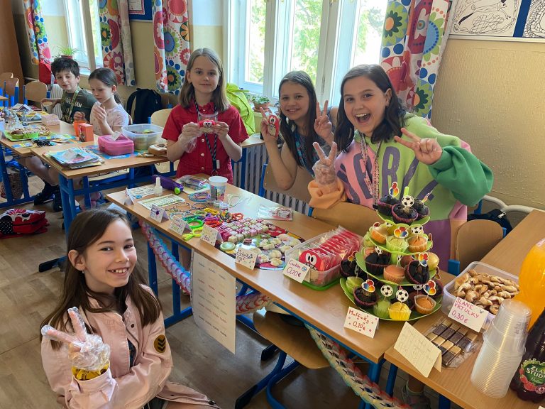 Poďakovanie za dar z Detskej burzy na I. stupni ZŠ pri príležitosti MDD