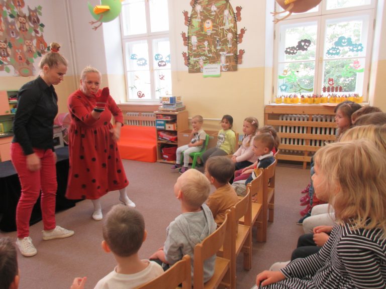 Divadielko „O Guľkovi Bombuľkovi“