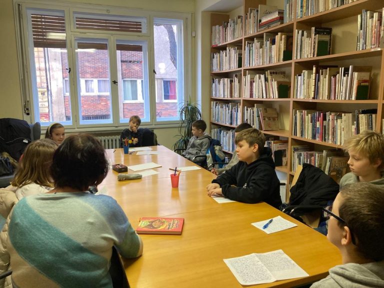 Zážitkové čítanie v knižnici