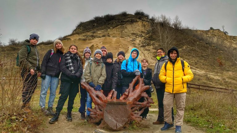 S turistickým krúžkom z Devína do Schloss Hofu alebo Vianoce na zámku