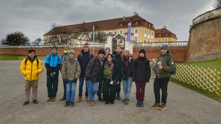 S turistickým krúžkom z Devína do Schloss Hofu alebo Vianoce na zámku