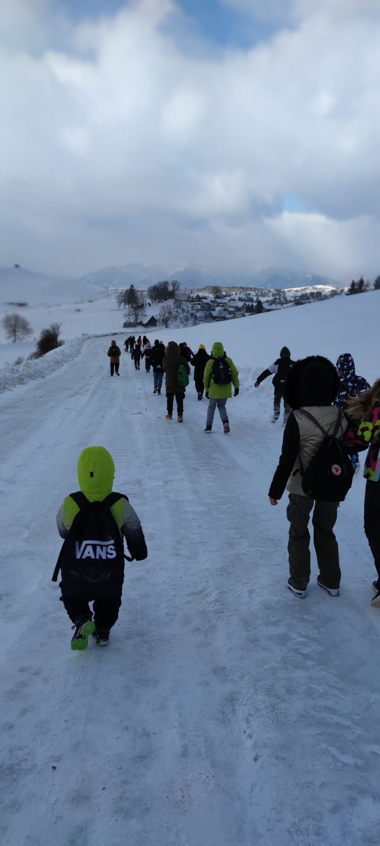 Lyžiarsky a snoubordingový výchovno výcvikový kurz