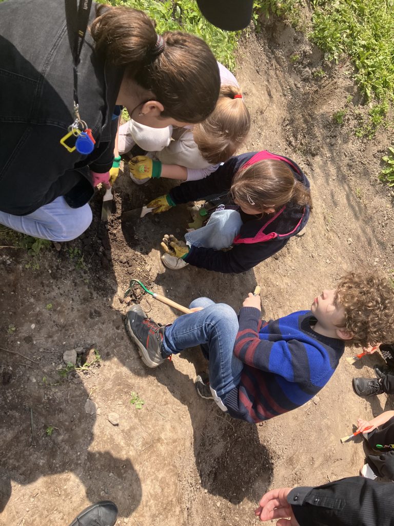 Archeológovia v ŠKD