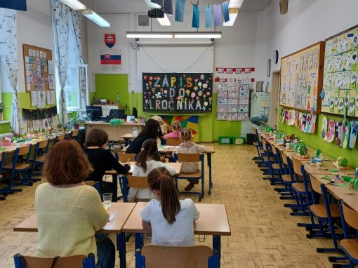 d07dd3ff-bbdc-4ed8-bae9-4750738e3836