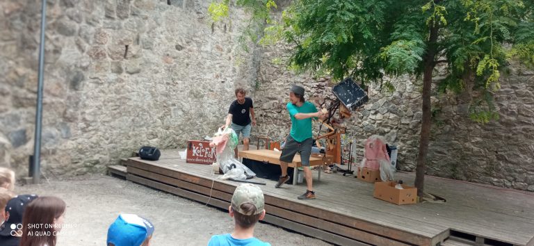 Divadlo Morgonrock Lovec plastov Zero Waste