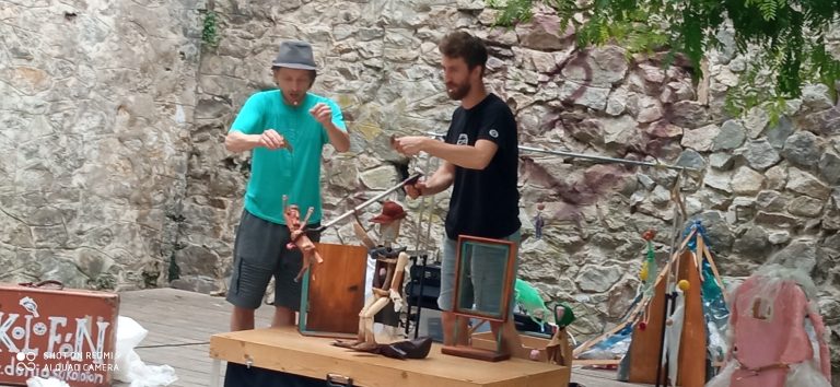 Divadlo Morgonrock Lovec plastov Zero Waste