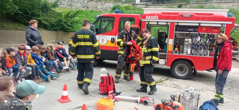 Beseda s hasičmi