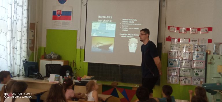 Prírodovedné prednášky s Dušanom Valentom