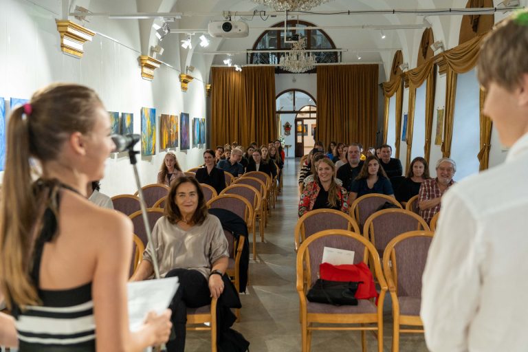 Hodžov novinový článok 2023