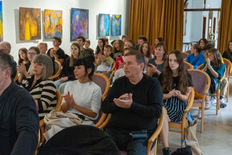 Hodžov novinový článok 2023