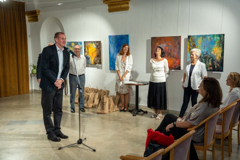 Hodžov novinový článok 2023