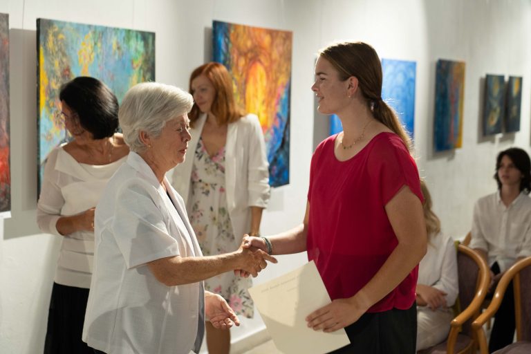 Hodžov novinový článok 2023