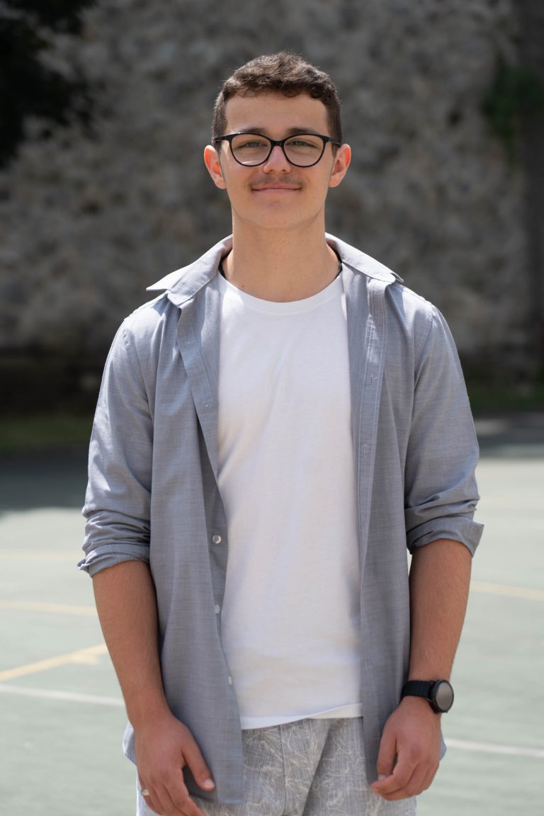 Foto učitelia 2. stupeň a deviataci