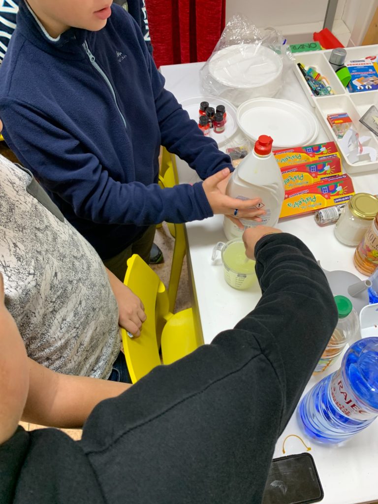 Workshop Zahraj sa s chémiou