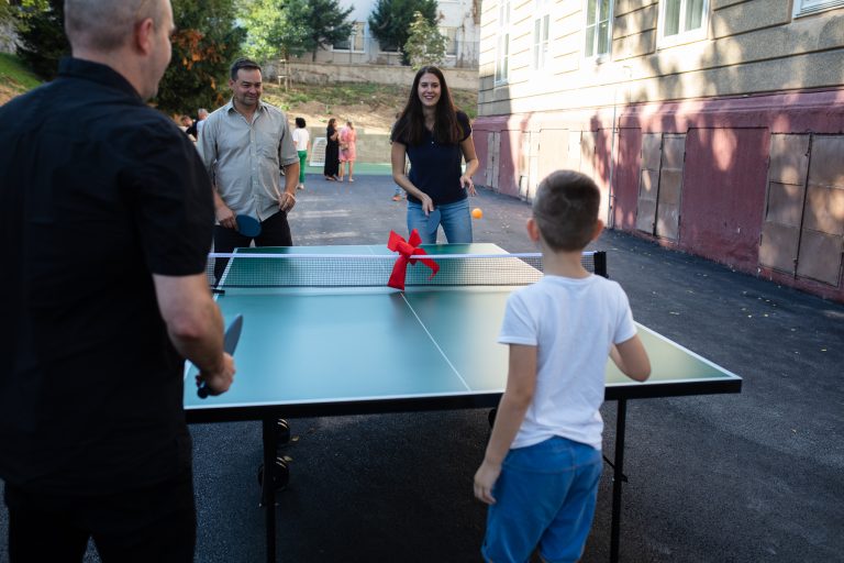 Slávnostné otvorenie zrenovovaného školského dvora