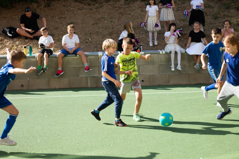 Slávnostné otvorenie zrenovovaného školského dvora