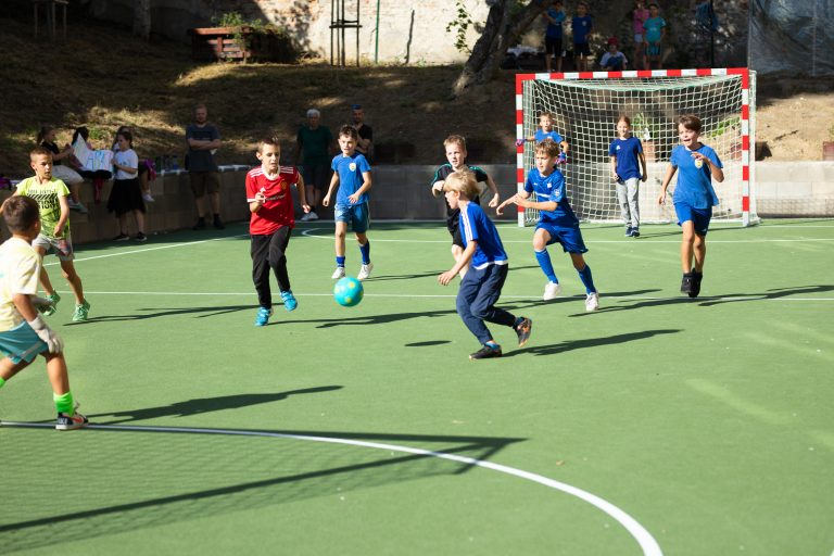 Slávnostné otvorenie zrenovovaného školského dvora