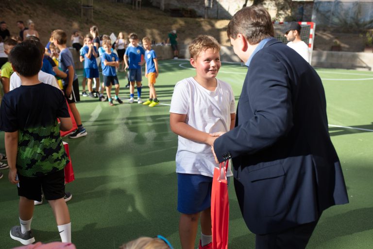 Slávnostné otvorenie zrenovovaného školského dvora