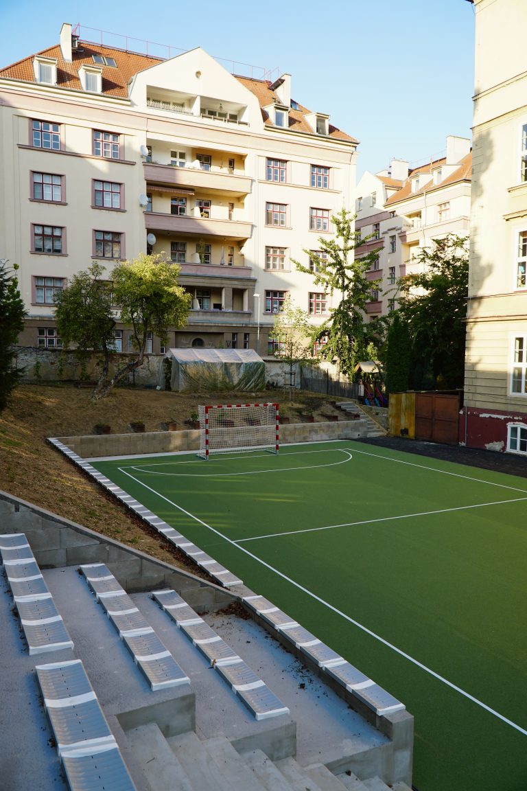 Slávnostné otvorenie zrenovovaného školského dvora