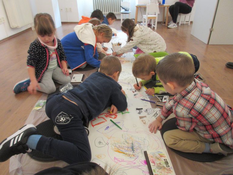 Sovičky na workshope Nakresli si Cipára v Univerzitnej knižnici