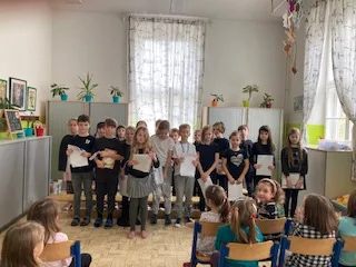 Veľkáči čítajú malým