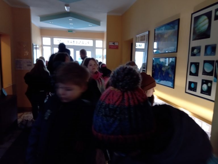 Hvezdáreň a planetárium v Hlohovci