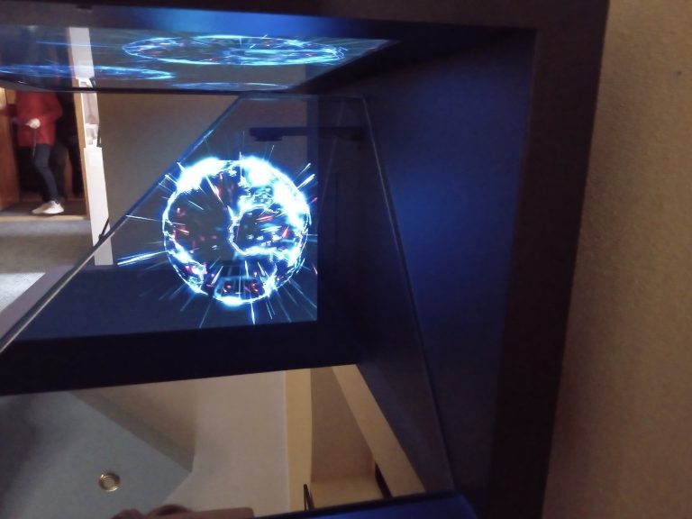 Hvezdáreň a planetárium v Hlohovci