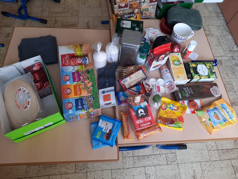 Koľko lásky za zmestí do krabice od topánok?