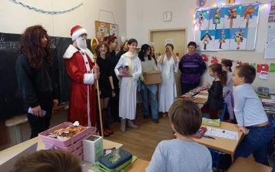 Mikuláš, Mikuláš, čo nám dáš?