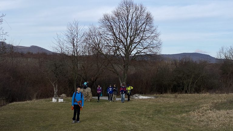 S turistickým krúžkom z Modry do Pezinka.  Po stopách Štúra modranským regiónom