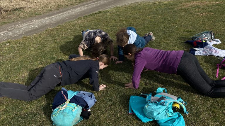S turistickým krúžkom z Modry do Pezinka.  Po stopách Štúra modranským regiónom