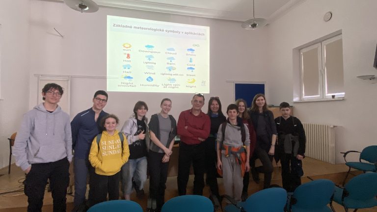 S turistickým krúžkom zo Záhorskej Bystrice na Kolibu – Slovenský hydrometeorologický ústav