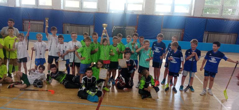 2. miesto mladších žiakov  – Staromestská liga vo florbale