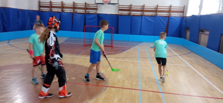 2. miesto mladších žiakov  – Staromestská liga vo florbale