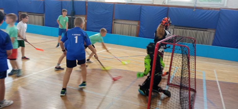 2. miesto mladších žiakov  – Staromestská liga vo florbale