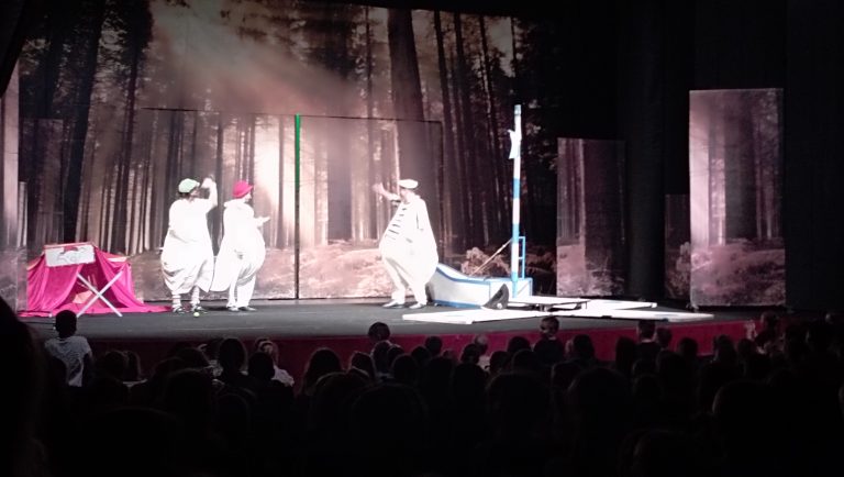 Žabky a Sovičky v Divadle P.O.Hviezdoslava