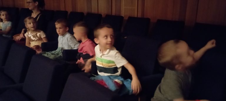 Žabky a Sovičky v Divadle P.O.Hviezdoslava