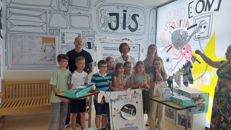 Veľká pomoc malých detí pre tých najmenších