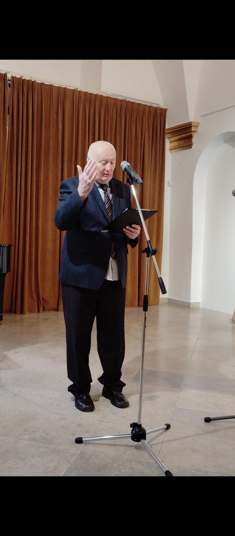 Vyhodnotenie literárnej súťaže Hodžov novinový článok