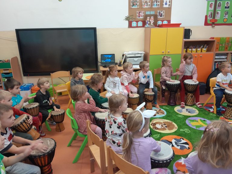 Stretnutie s hudbou a hudobnými nástrojmi