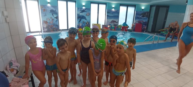 Sovičky na plaveckom výcviku