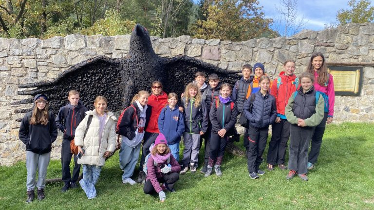 S turistickým krúžkom na hrad Strečno