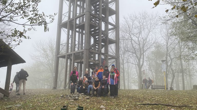S turistickým krúžkom na zlaňovanie k Trom jazdcom